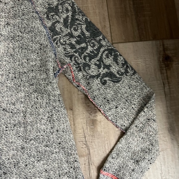 Long sleeve loose buckle top - Picture 5 of 5